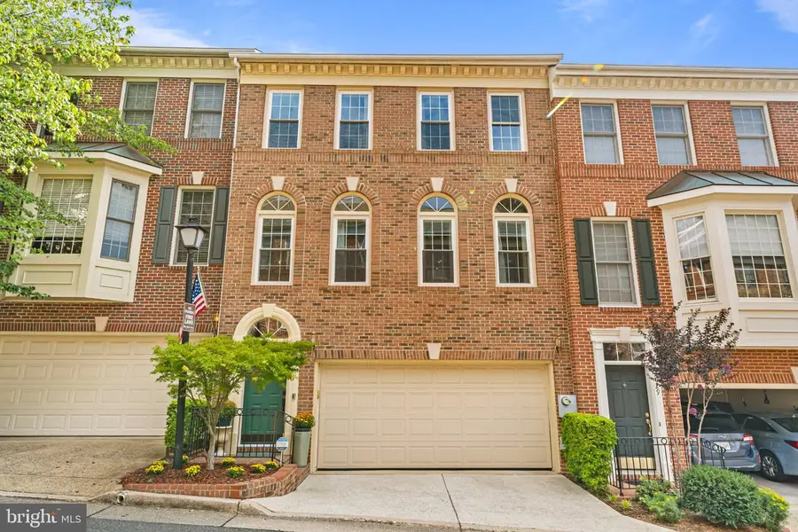 4631 Knight Pl, Alexandria, VA 22311 - #3