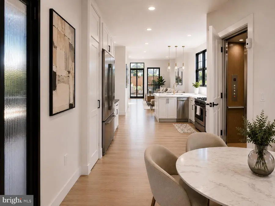 1018 Pendleton St, Alexandria, VA 22314 - #2