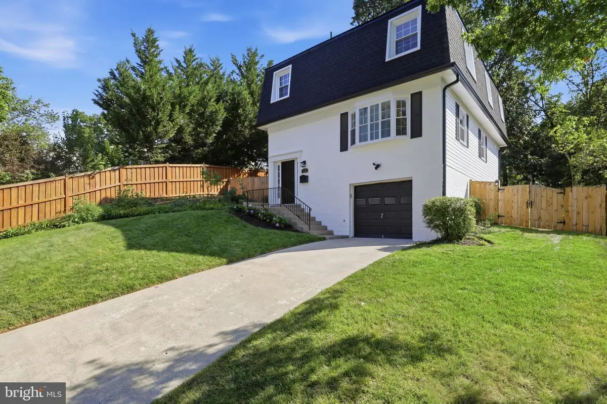 250 Aspen St, Alexandria, VA 22305 - #1