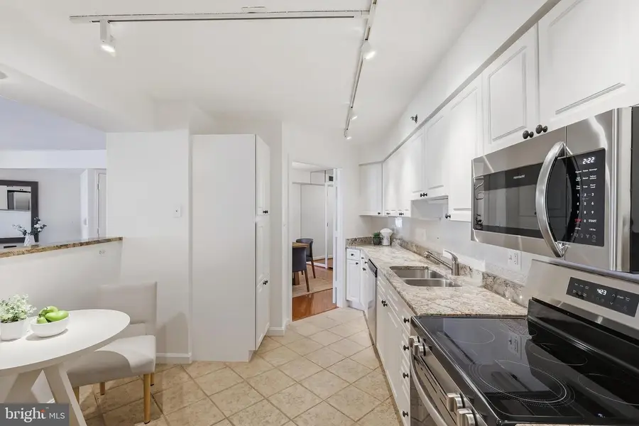 2181 Jamieson Ave #805, Alexandria, VA 22314 - #2