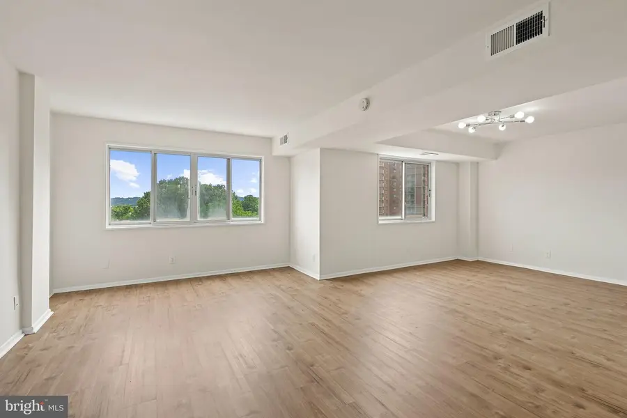 5340 Holmes Run Pkwy #702, Alexandria, VA 22304 - #3