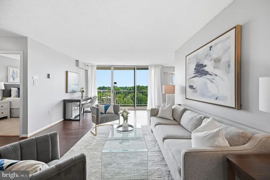 2500 N Van Dorn St #1104, Alexandria, VA 22302 - #3