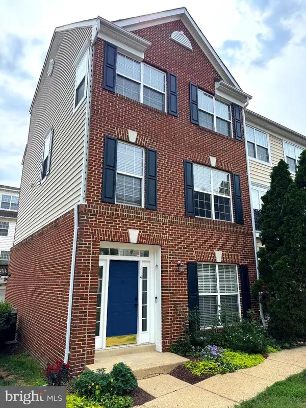 114 Meadows Ln, ALEXANDRIA, VA 22304