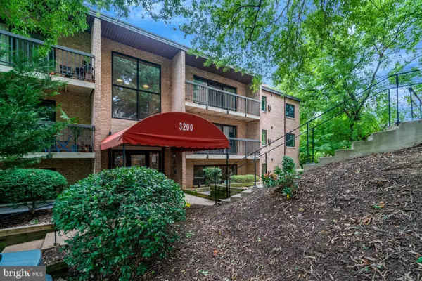 3200 S 28th St #204, ALEXANDRIA, VA 22302