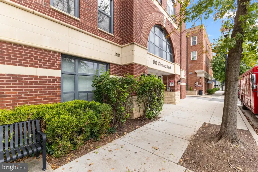 1111 Oronoco #126, Alexandria, VA 22314 - #3