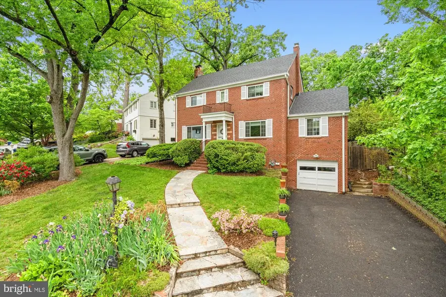 803 Chalfonte Dr, Alexandria, VA 22305 - #2