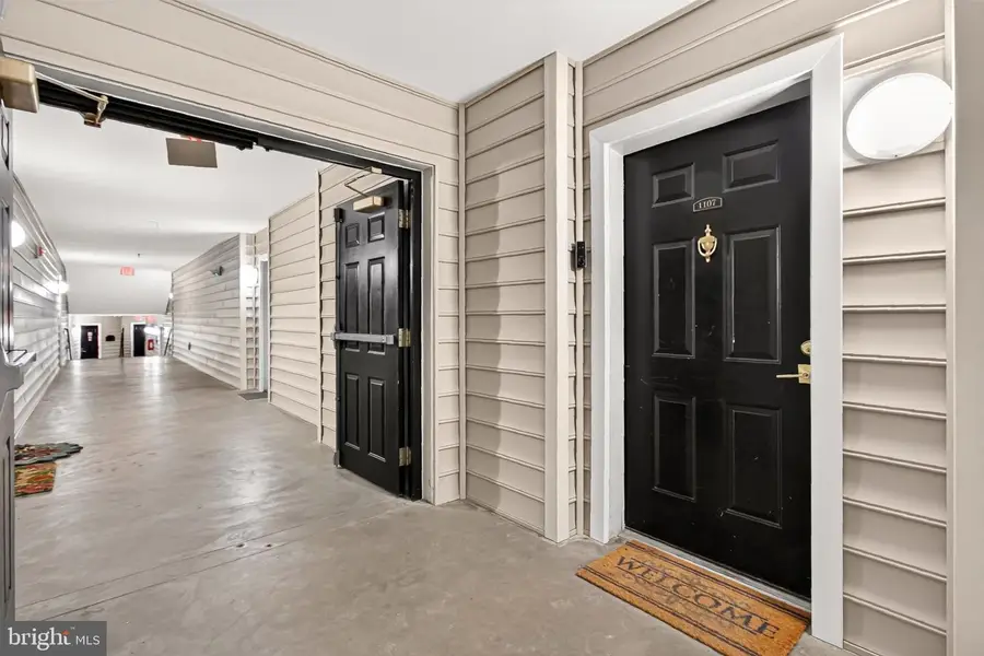 4560 Strutfield Ln #1107, Alexandria, VA 22311 - #3