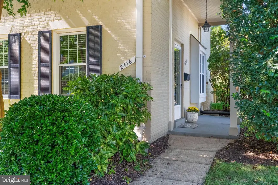 2416 N Dearing St, Alexandria, VA 22302 - #3