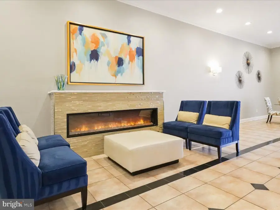 5500 Holmes Run Pkwy #1412, Alexandria, VA 22304 - #2