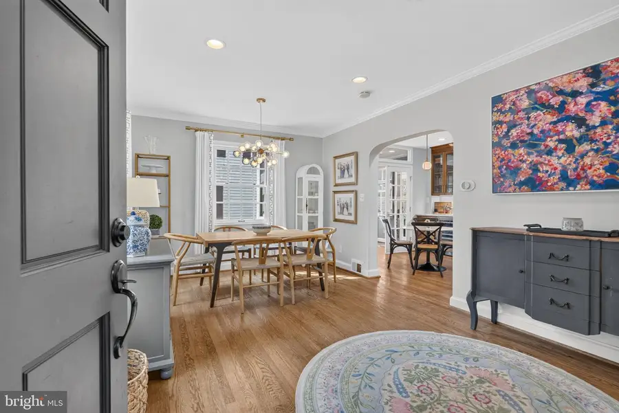 2504 Davis Ave, Alexandria, VA 22302 - #2