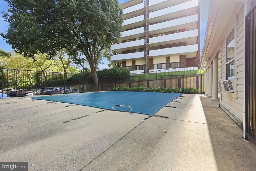 244 S Reynolds St #301, Alexandria, VA 22304 - #3