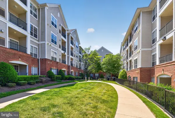 4854 Eisenhower Ave #357, ALEXANDRIA, VA 22304