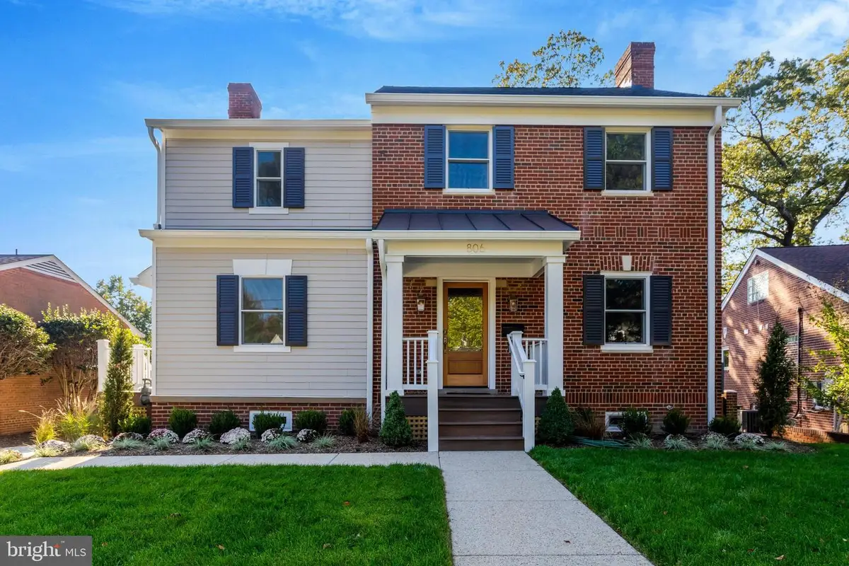 806 Fontaine St, Alexandria, VA 22302 - #1