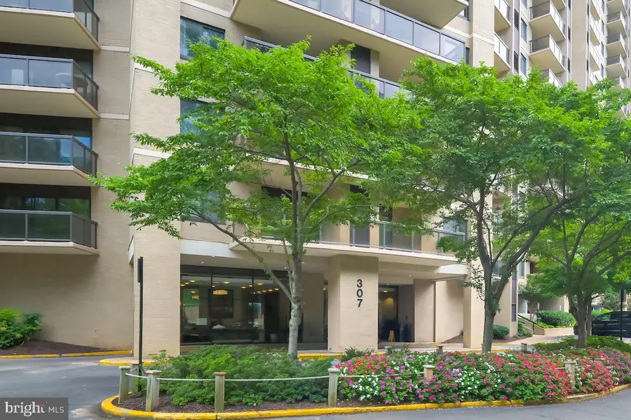 307 Yoakum Pkwy #1507, Alexandria, VA 22304 - #3