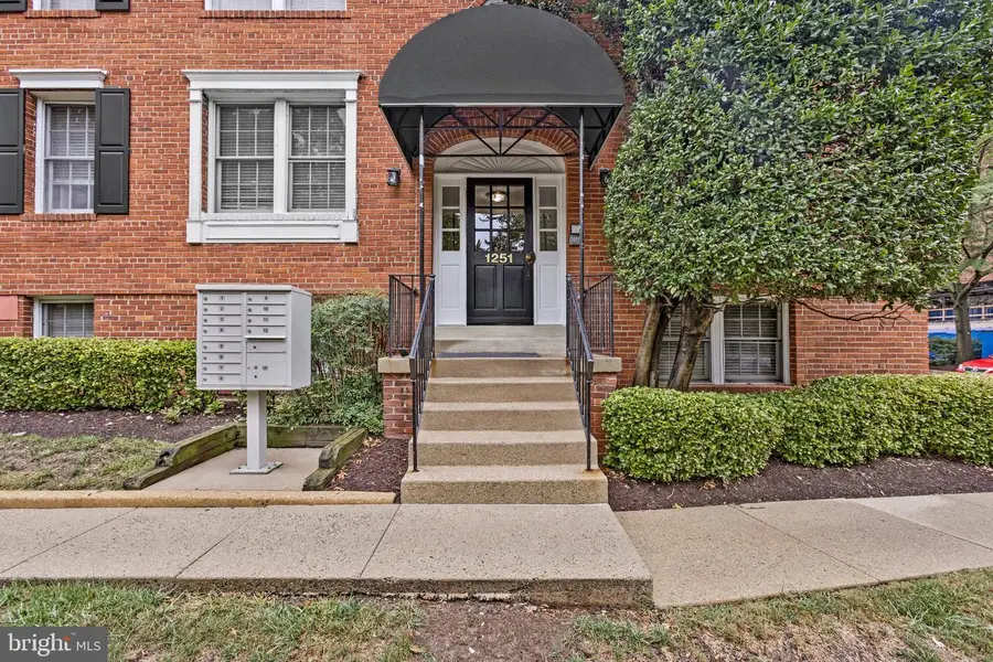 1251 E Abingdon Dr #1112, Alexandria, VA 22314 - #2