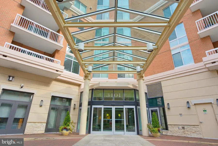 3101 N Hampton Dr #704, Alexandria, VA 22302 - #2