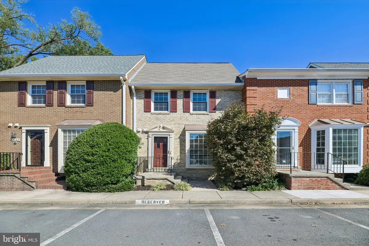 2663 Centennial Ct, Alexandria, VA 22311 - #1
