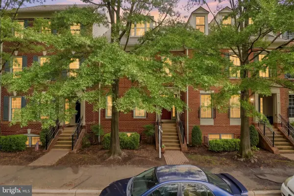 707 Massey Ln #b, ALEXANDRIA, VA 22314