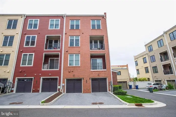 620 E Howell Ave #102, Alexandria, VA 22301 - #3