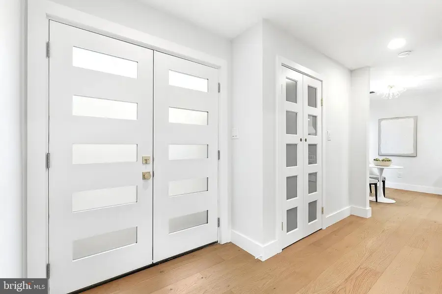 1106 N Howard St, Alexandria, VA 22304 - #3