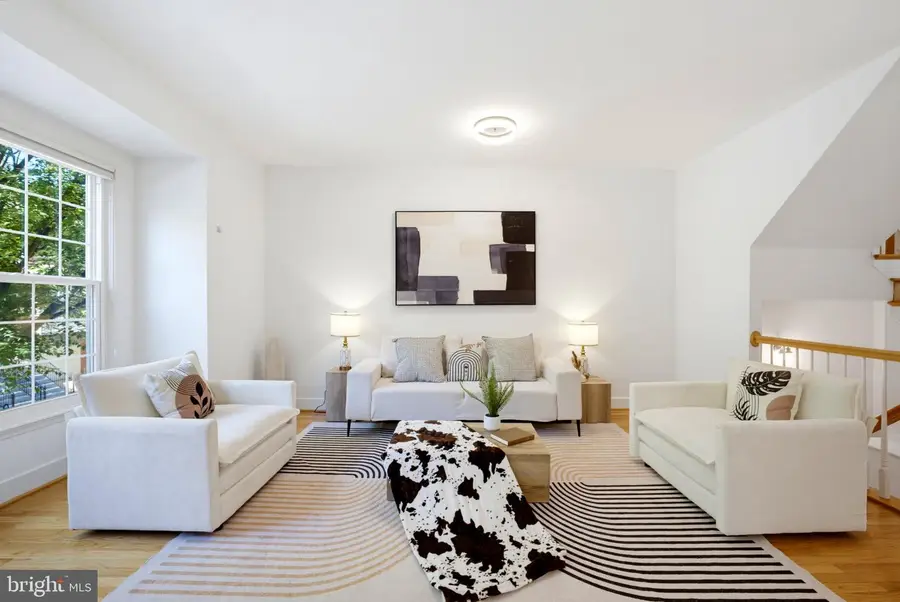 4645 Latrobe Pl, Alexandria, VA 22311 - #2