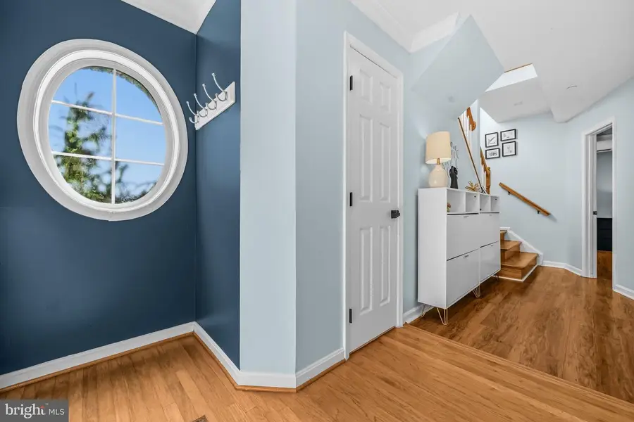 439 Stanton Pl, Alexandria, VA 22304 - #2