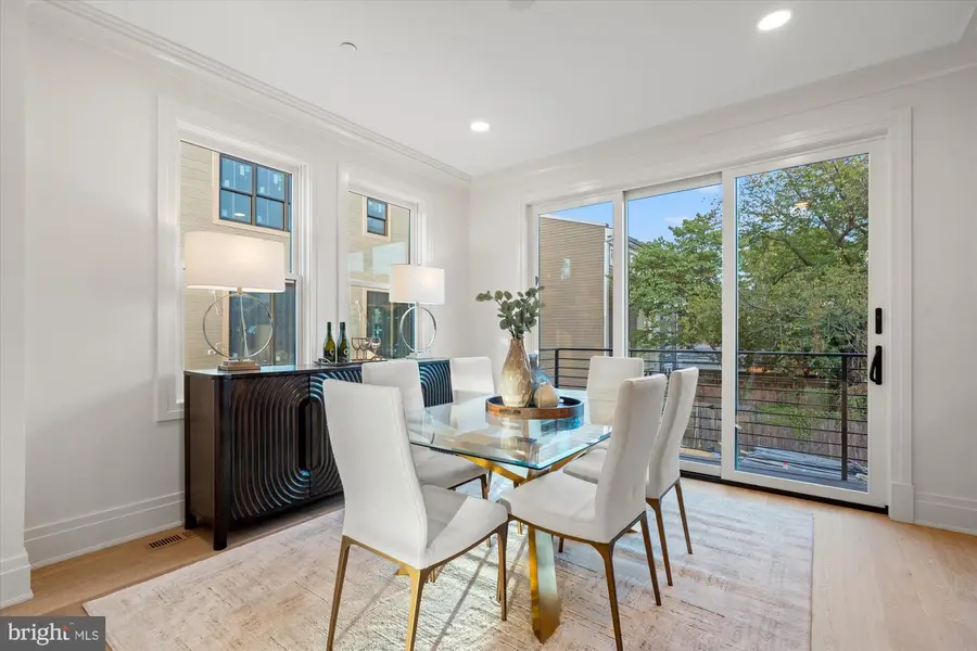 109 N West St, Alexandria, VA 22314 - #3