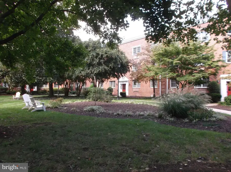 1730 W Abingdon Dr W #101, Alexandria, VA 22314 - #2