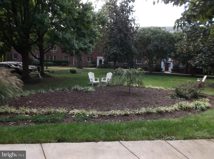 1730 W Abingdon Dr W #101, Alexandria, VA 22314 - #3
