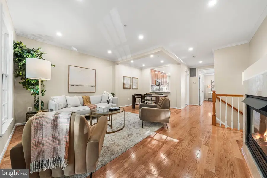 709-a Massey Ln N #a, Alexandria, VA 22314 - #2