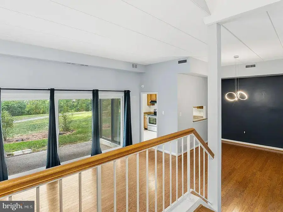 100 Roberts Ln #101, Alexandria, VA 22314 - #2