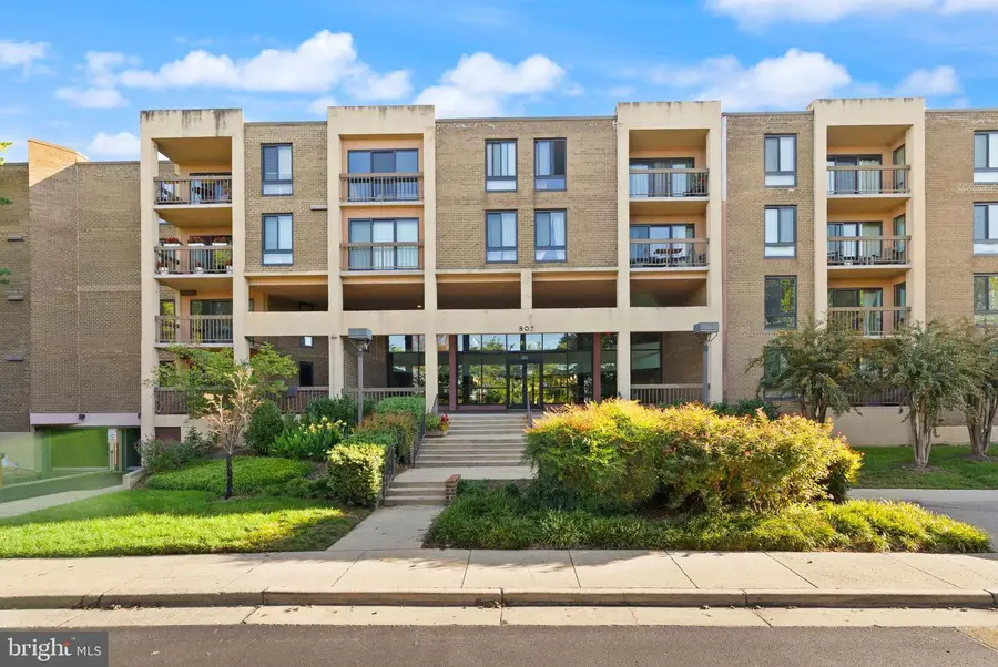 807 N Howard St #319, Alexandria, VA 22304 - #2