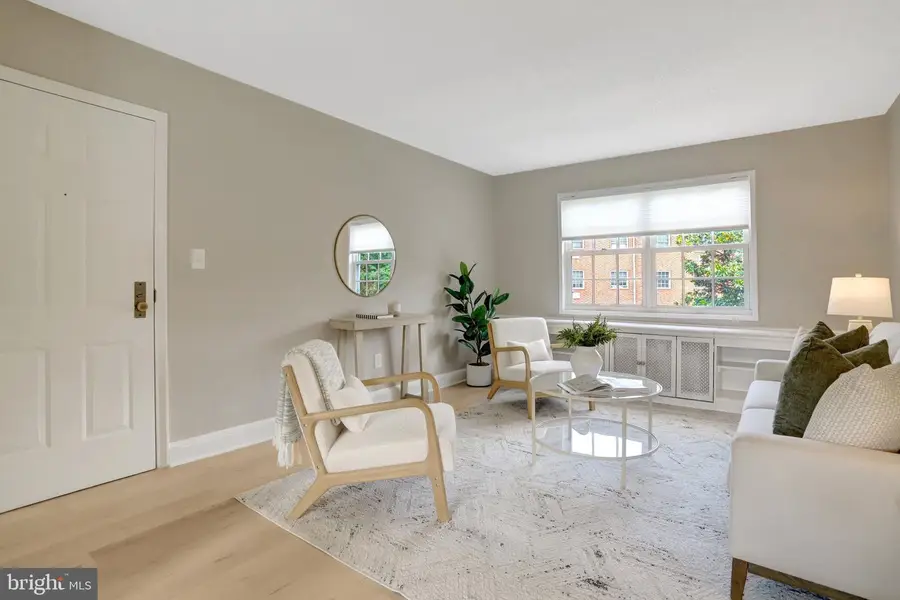 1706 W Abingdon Dr #201, Alexandria, VA 22314 - #2