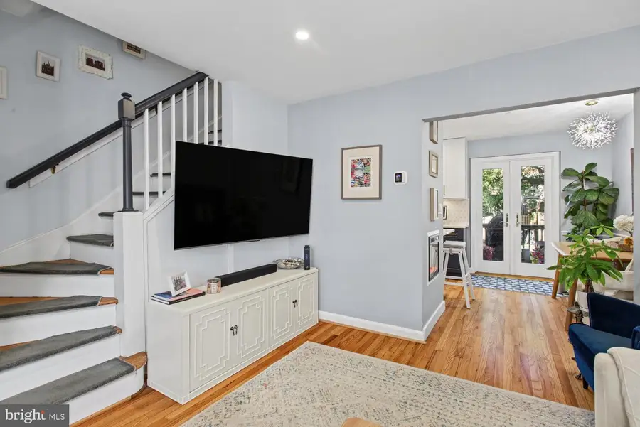 713 S Columbus St, Alexandria, VA 22314 - #3