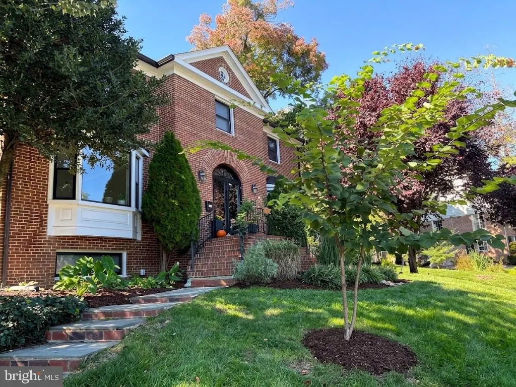 500 Canterbury Ln, Alexandria, VA 22314 - #1