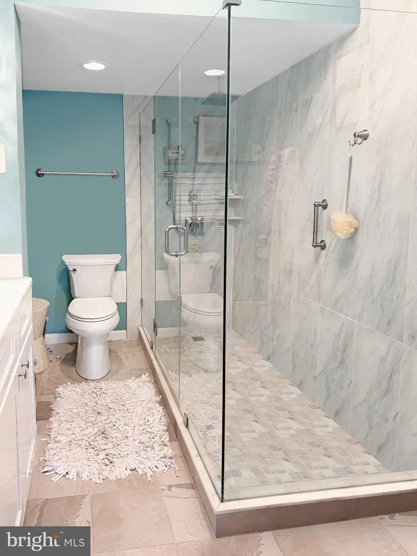 400 Madison St #303, Alexandria, VA 22314 - #2
