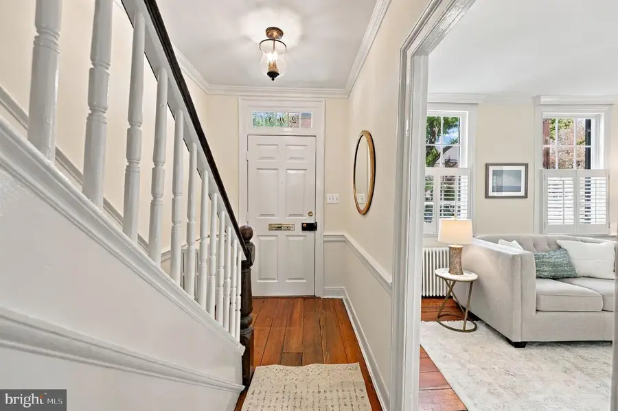 208 Gibbon St, Alexandria, VA 22314 - #2