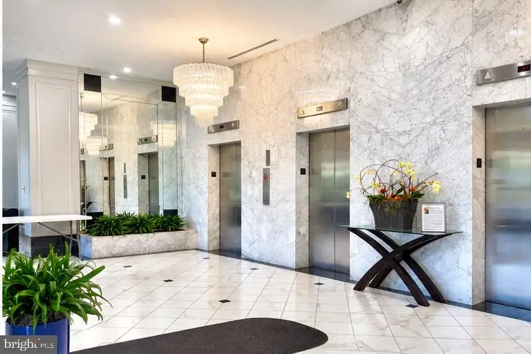 400 Madison St #604, Alexandria, VA 22314 - #3