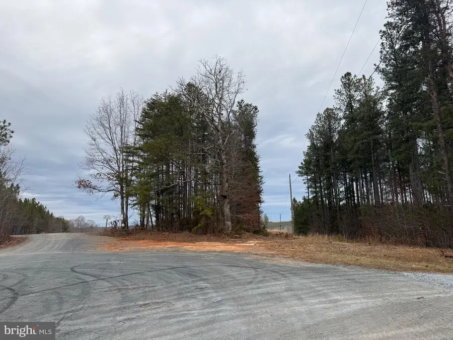 Lot C1 Hardware Rd, Arvonia, VA 23004 - Image #2