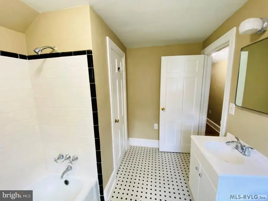 190 Main St, Brodnax, VA 23920 - Image #3