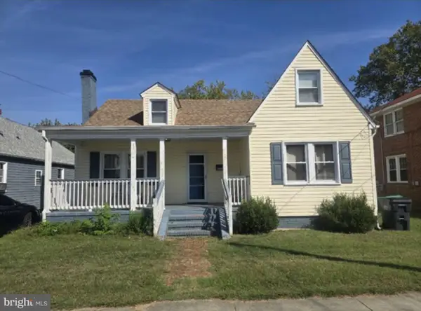 421 Hamilton Ave, COLONIAL HEIGHTS, VA 23834