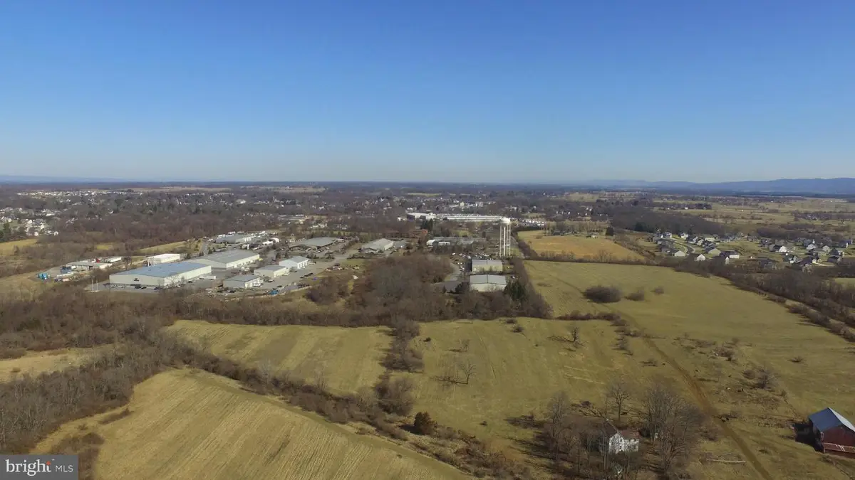 11 Lindey Ln, Berryville, VA 22611 - Image #1