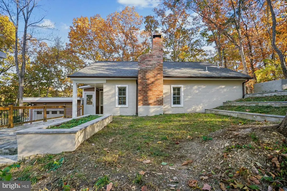 598 Timber Ln, Bluemont, VA 20135 - Image #1