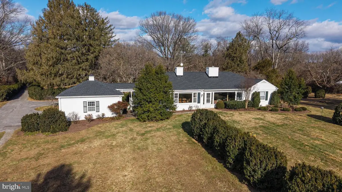 374 Clay Hill Rd, Boyce, VA 22620 - Image #1