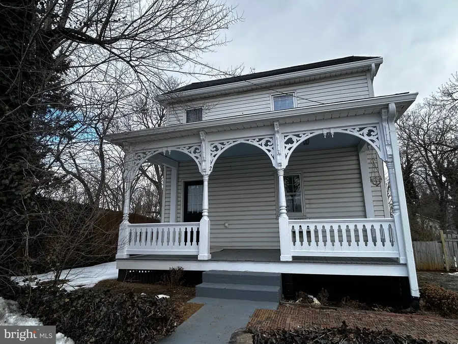 2 W Main St, Boyce, VA 22620 - #2