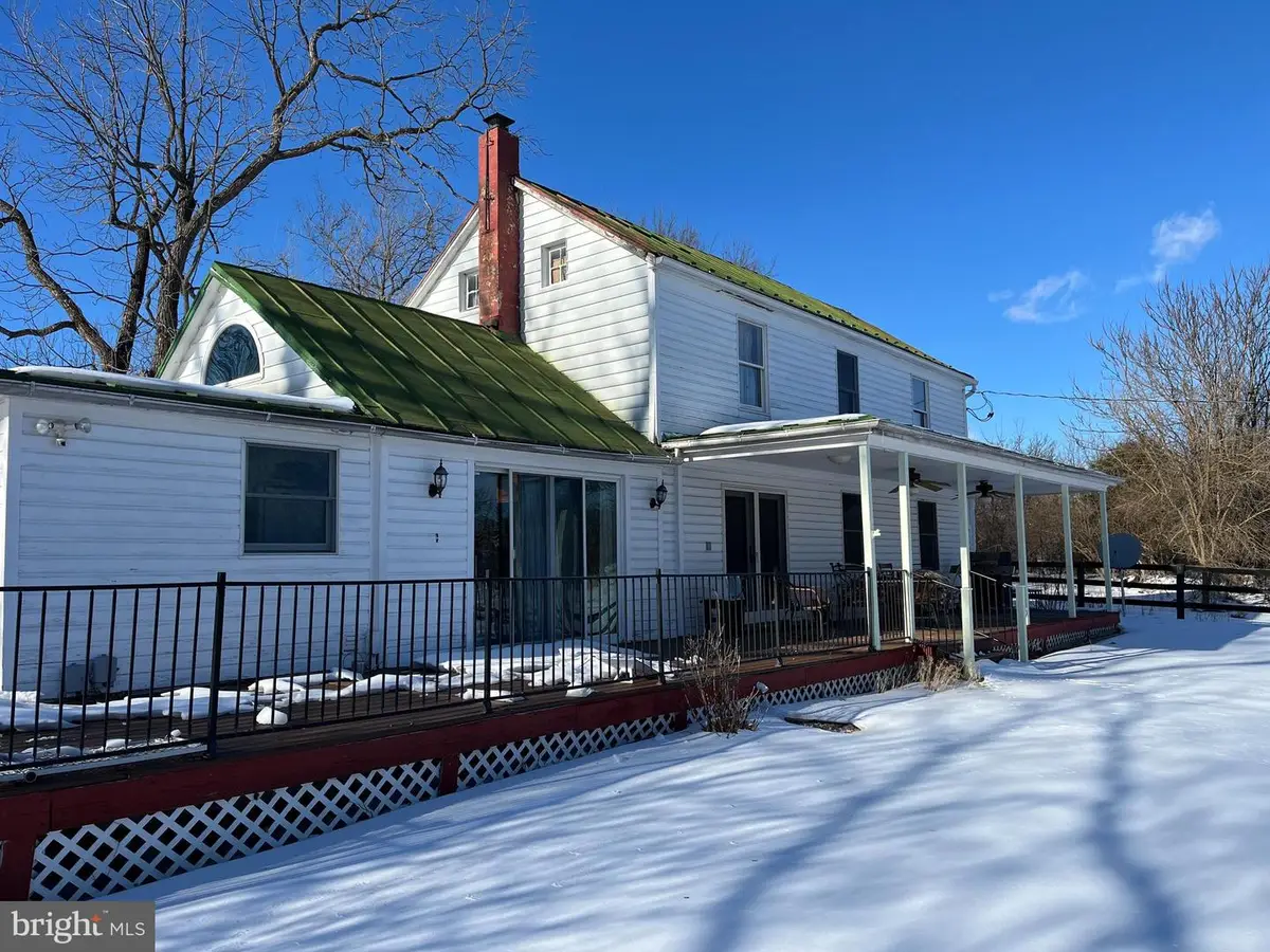 420 Russell Rd, Berryville, VA 22611 - #1