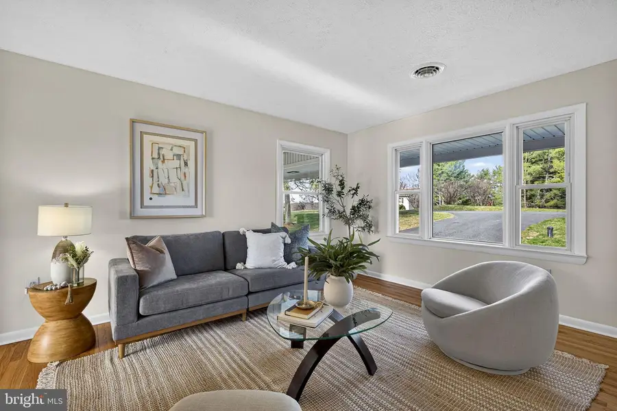 225 Possum Hollow Ln, Berryville, VA 22611 - #3