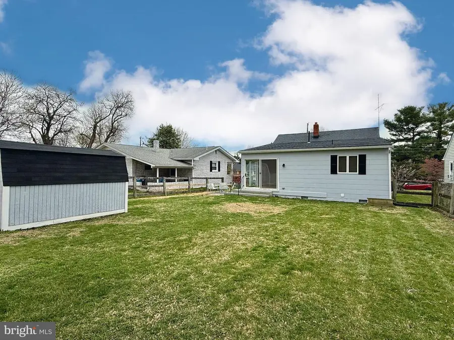 19 Page St, Berryville, VA 22611 - #2