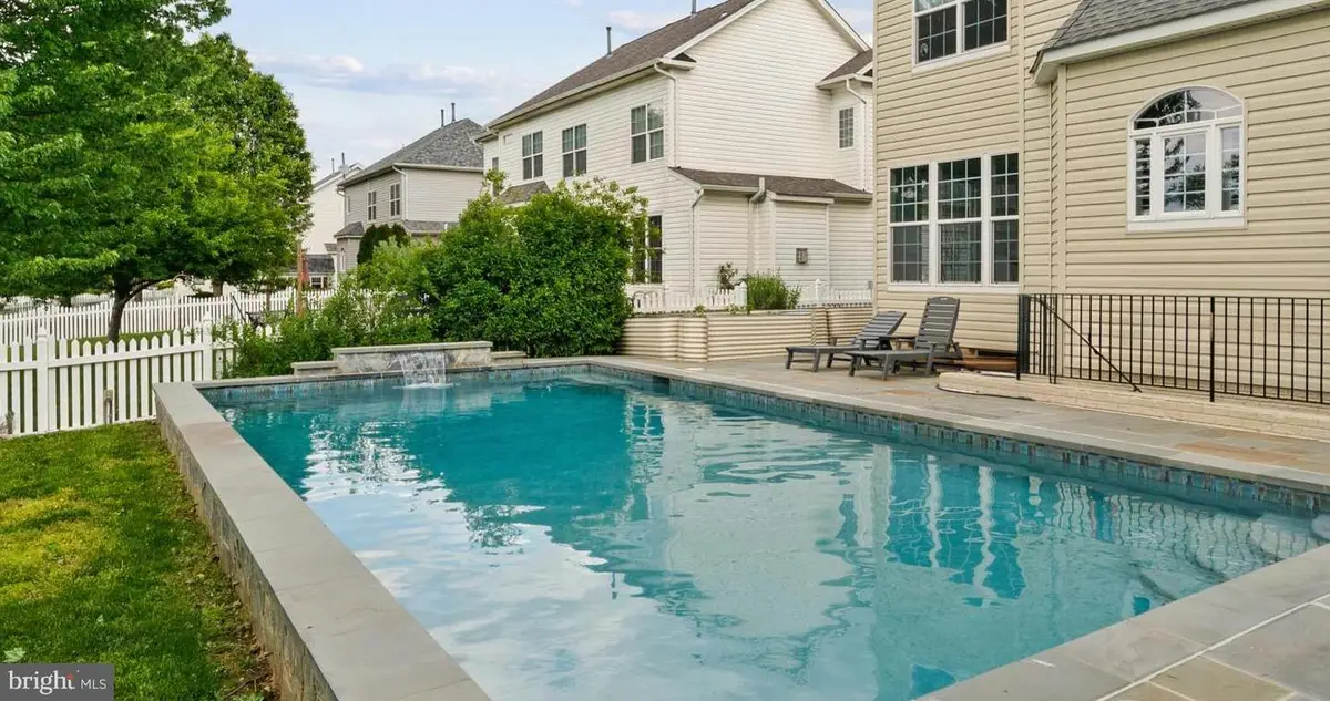 521 Page St, Berryville, VA 22611 - #1
