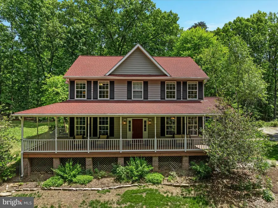 355 Duke Ln, Bluemont, VA 20135 - #2
